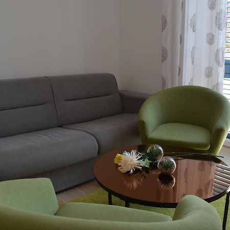Apartments Korina Crikvenica Exterior foto