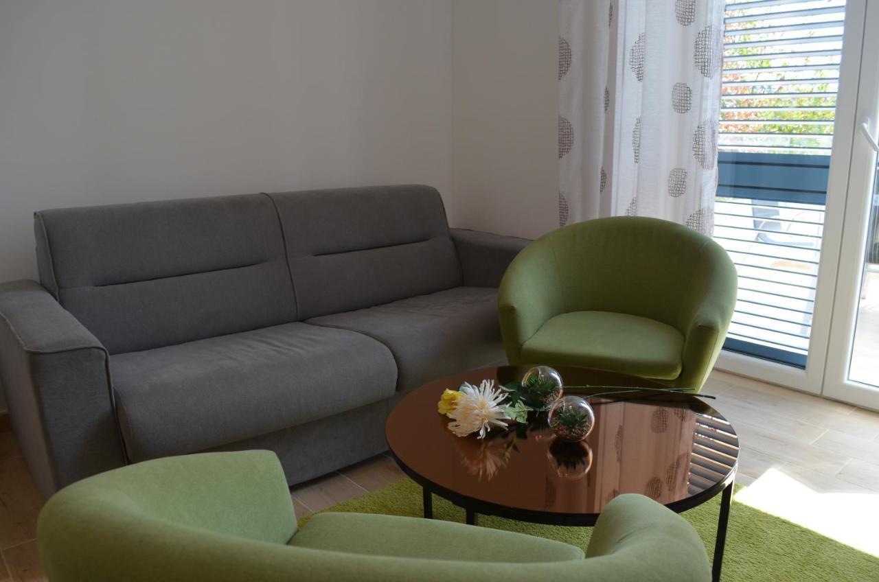 Apartments Korina Crikvenica Exterior foto