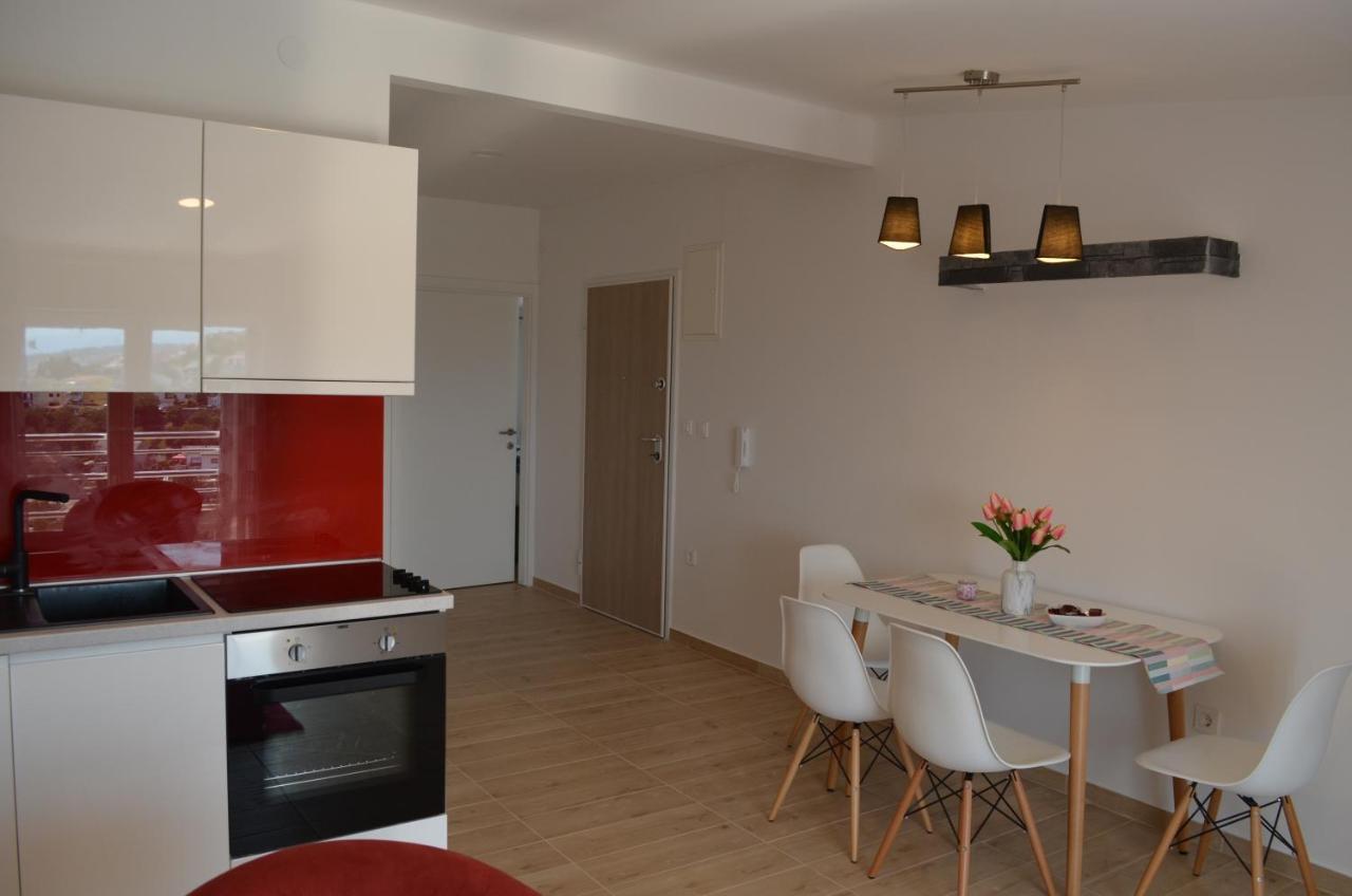 Apartments Korina Crikvenica Exterior foto