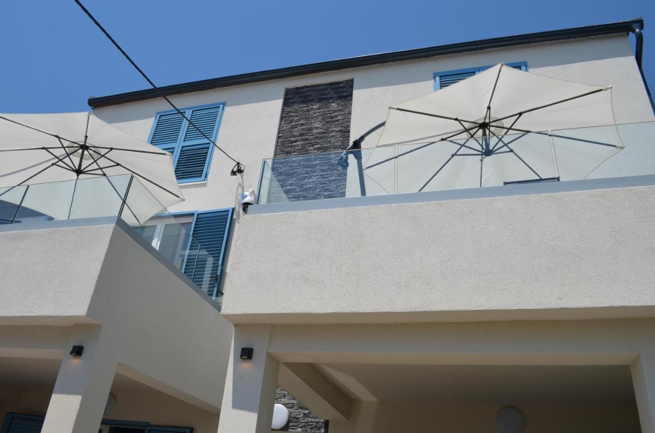 Apartments Korina Crikvenica Exterior foto